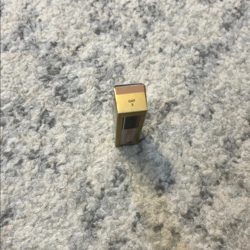 Hourglass Concealer